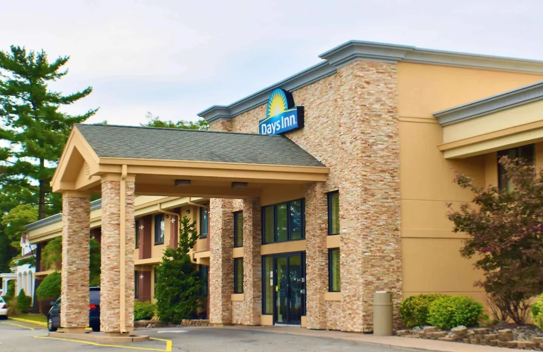 Days Inn By Wyndham Wayne-1