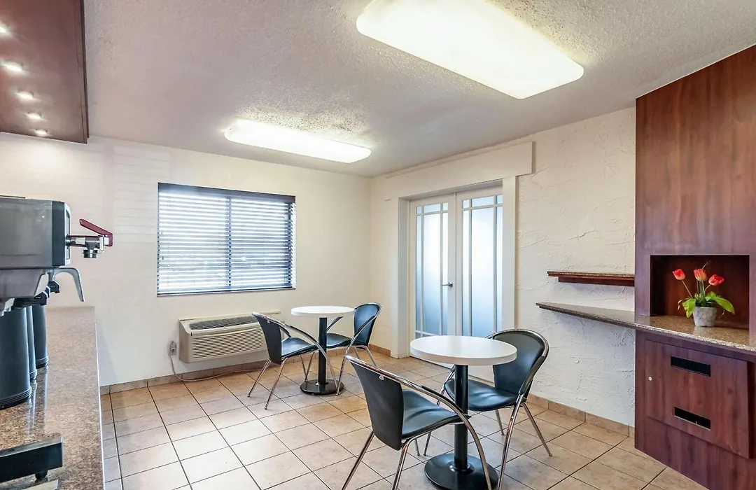 Motel 6-Naperville, Il-1