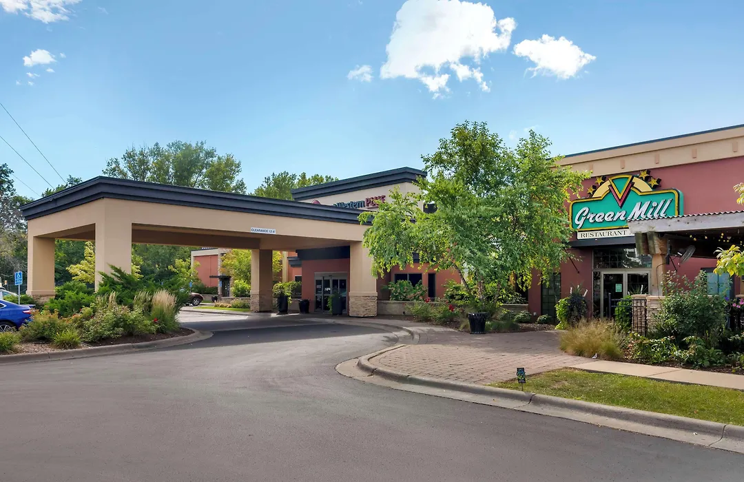 Best Western Plus St. Paul North/Shoreview-1