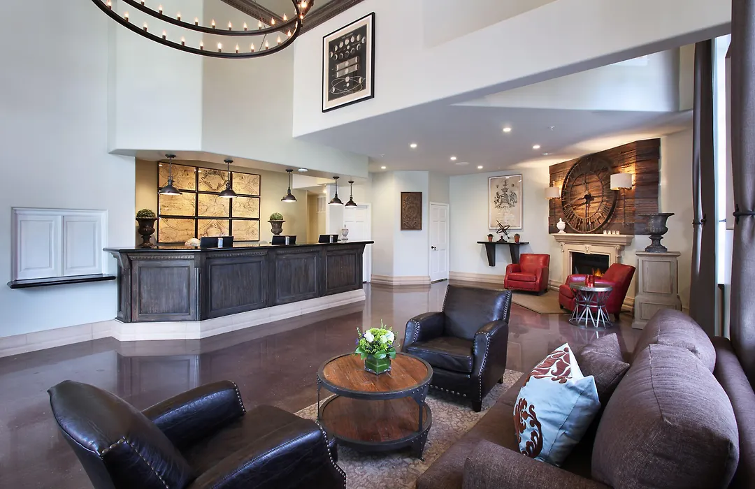 Anaheim Camelot Inn & Suites-1