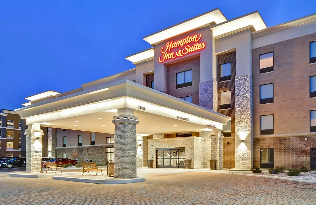 Hampton Inn & Suites Detroit/Warren-1