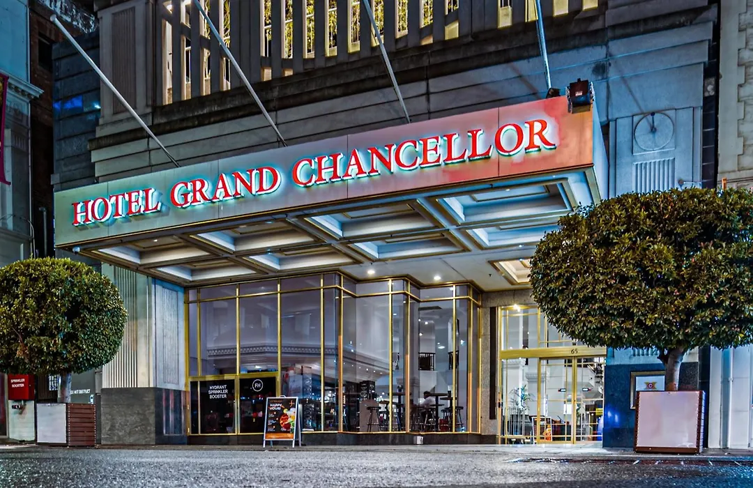 Hotel Grand Chancellor Adelaide-1