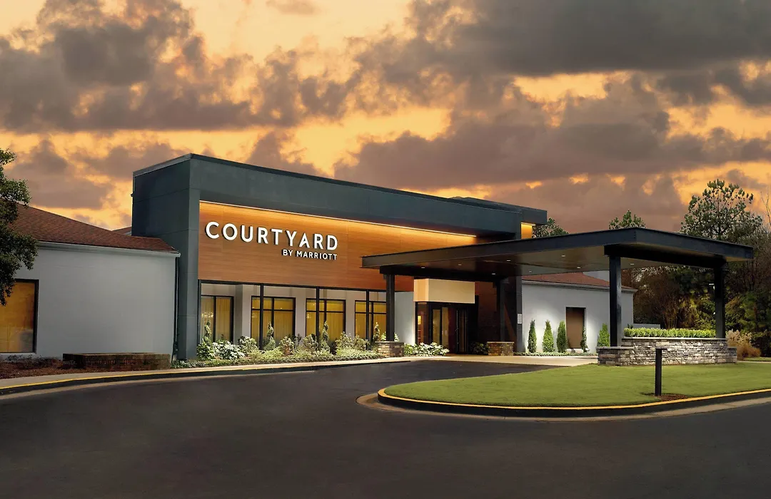 Courtyard By Marriott Atlanta Airport South/Sullivan Road-1