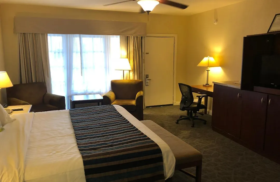 Days Inn By Wyndham Natchez-1