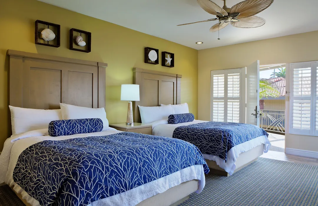 Pacific Shores Inn-1