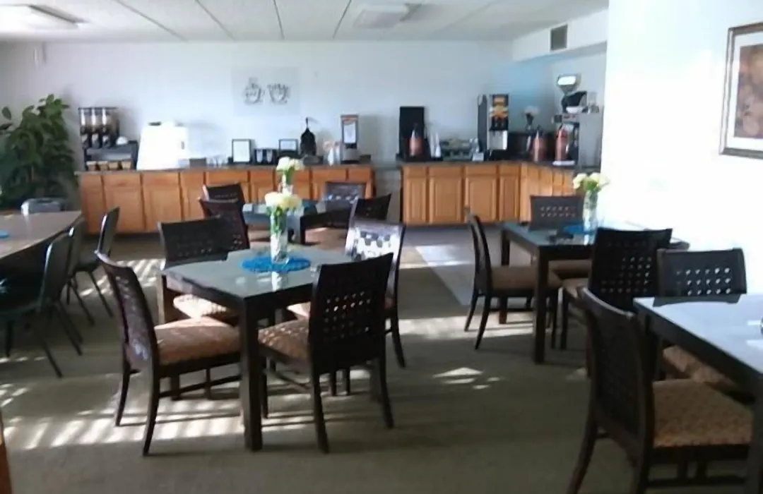 Sunset Inn & Suites-1