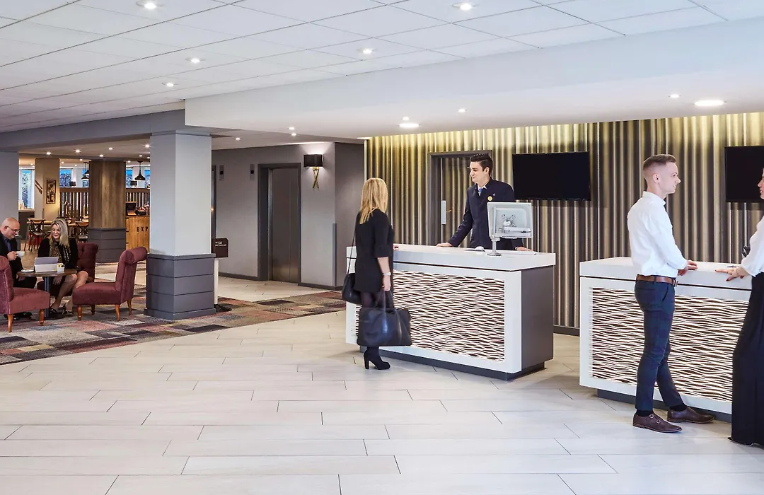 Novotel Wolverhampton City Centre-1