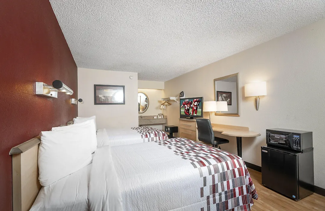 Red Roof Inn Detroit - Roseville St Clair Shores-1