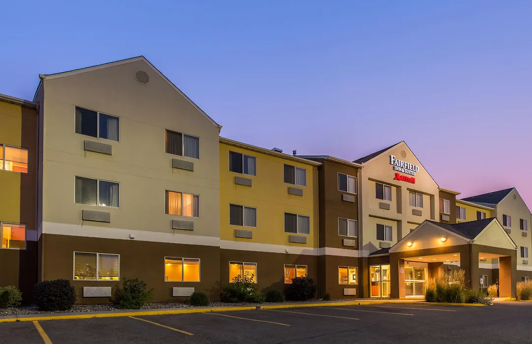 Fairfield Inn & Suites Fargo-1