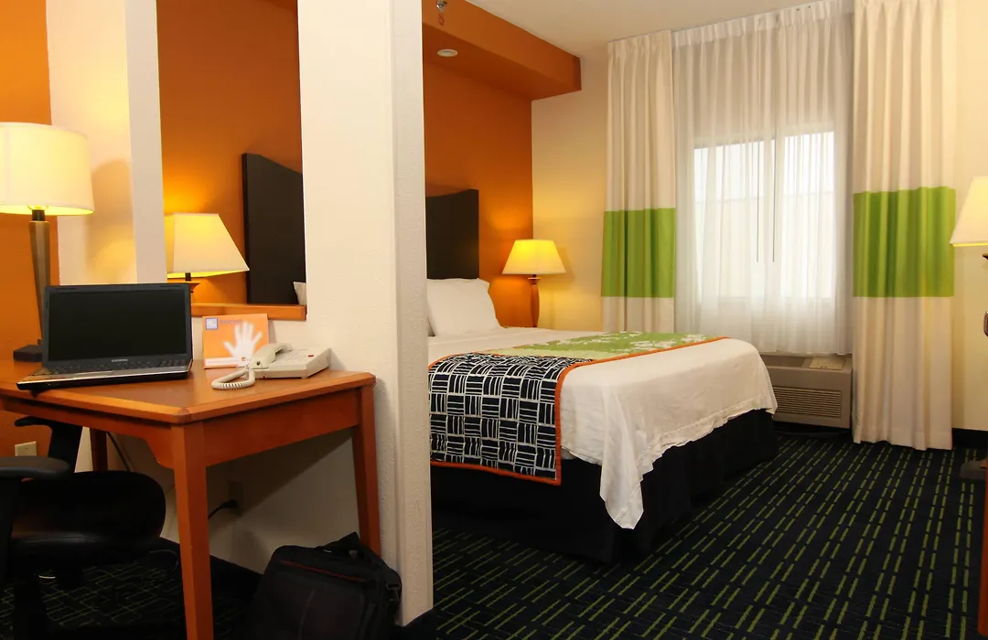 Fairfield Inn & Suites Fargo-1