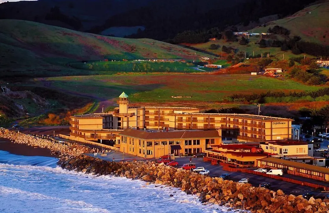 Pacifica Lighthouse Hotel Trademark Collection By Wyndham-1