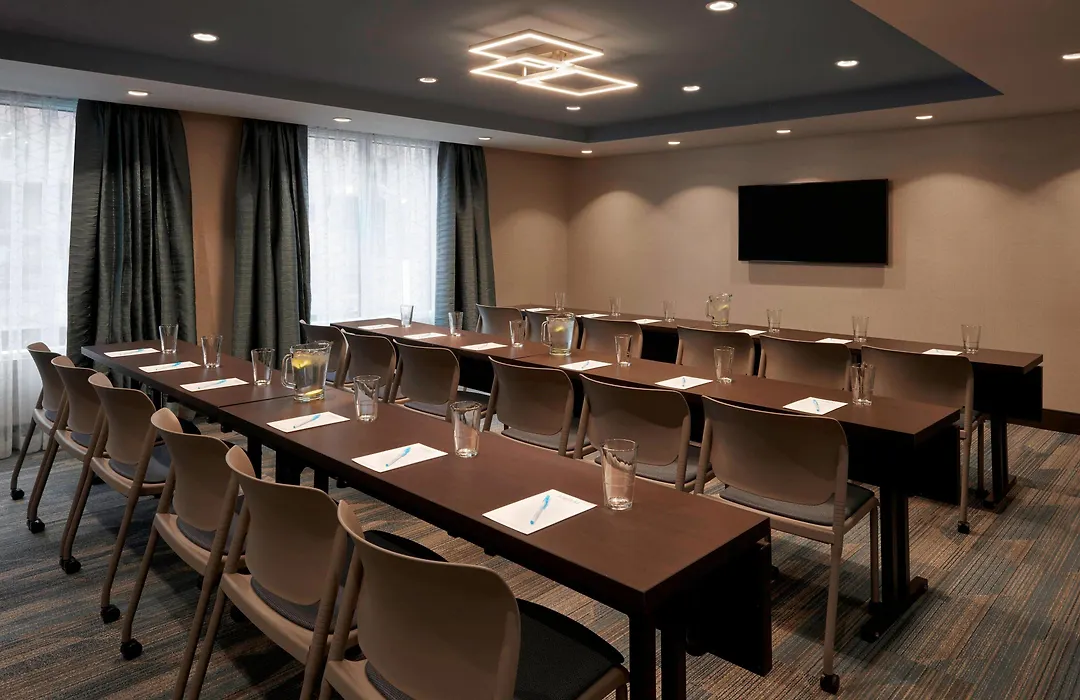 Fairfield By Marriott Montreal Downtown-1