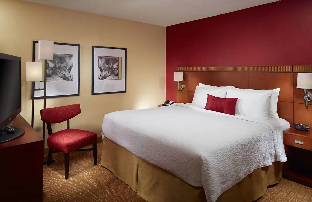 Courtyard By Marriott Augusta-1