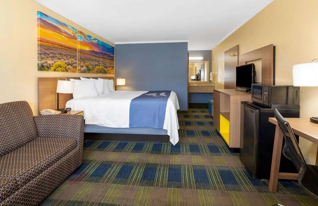 Days Inn By Wyndham Alamogordo White Sands-1