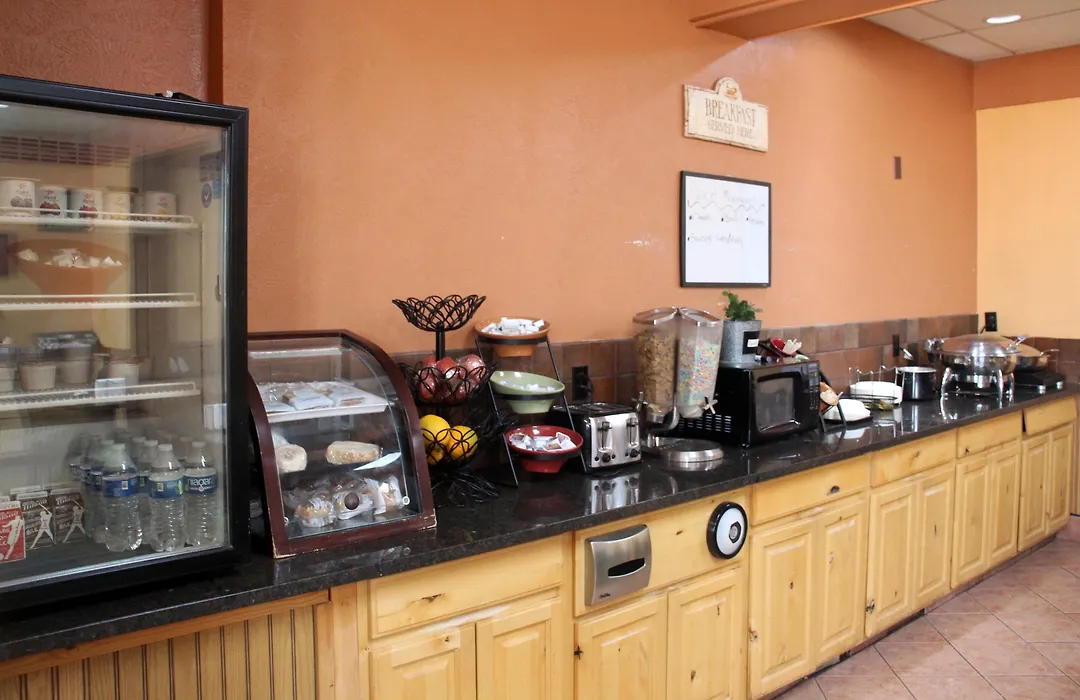 Surestay Hotel By Best Western Mcpherson-1