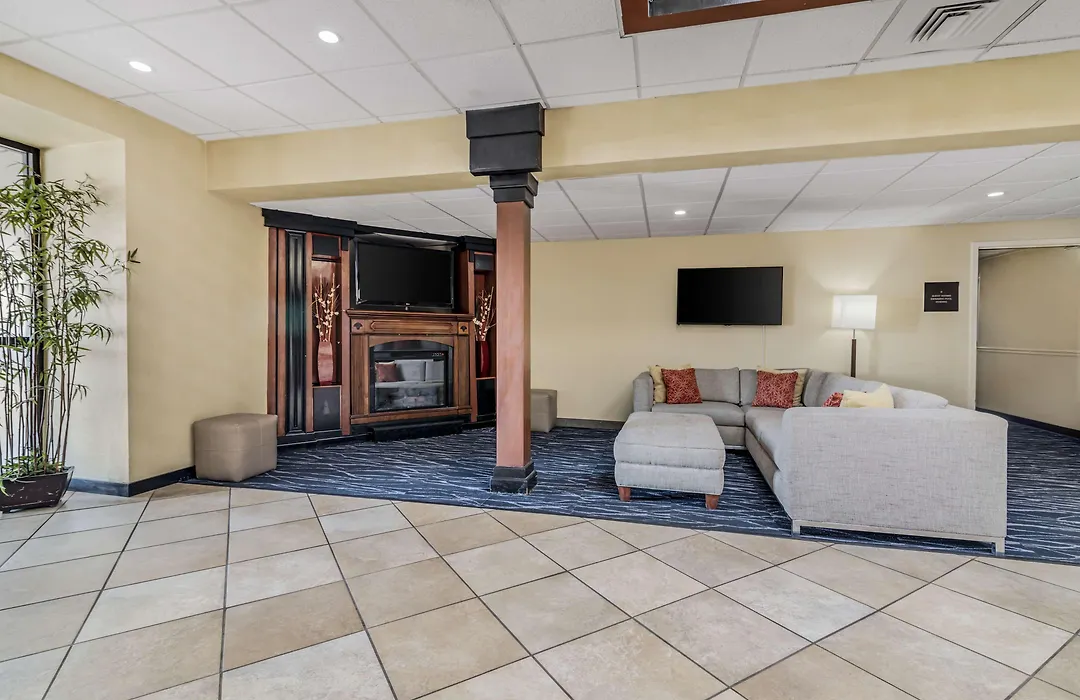 Best Western Plus Augusta Civic Center Inn-1