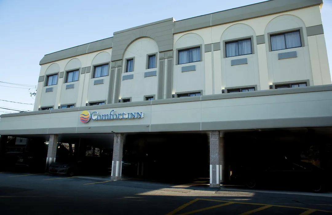 Comfort Inn Syosset-Long Island-1