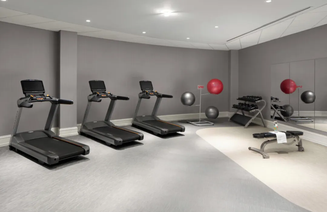 Courtyard By Marriott Chicago At Medical District-Uic-1