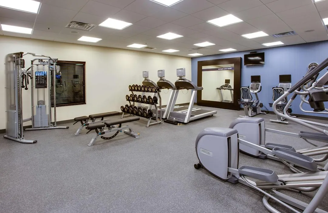 Hampton Inn & Suites Philadelphia/Bensalem-1