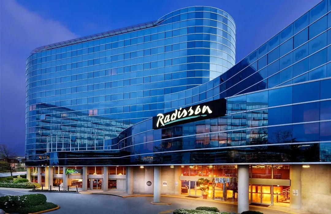 Radisson Hotel Vancouver Airport-1