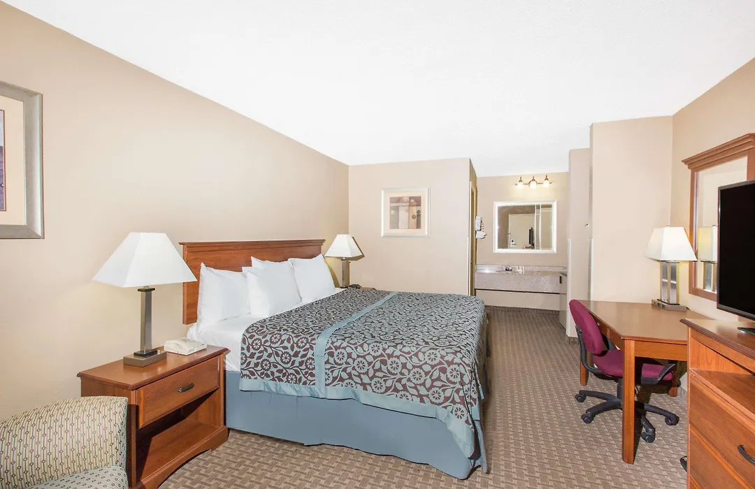 Days Inn By Wyndham Ripley-1