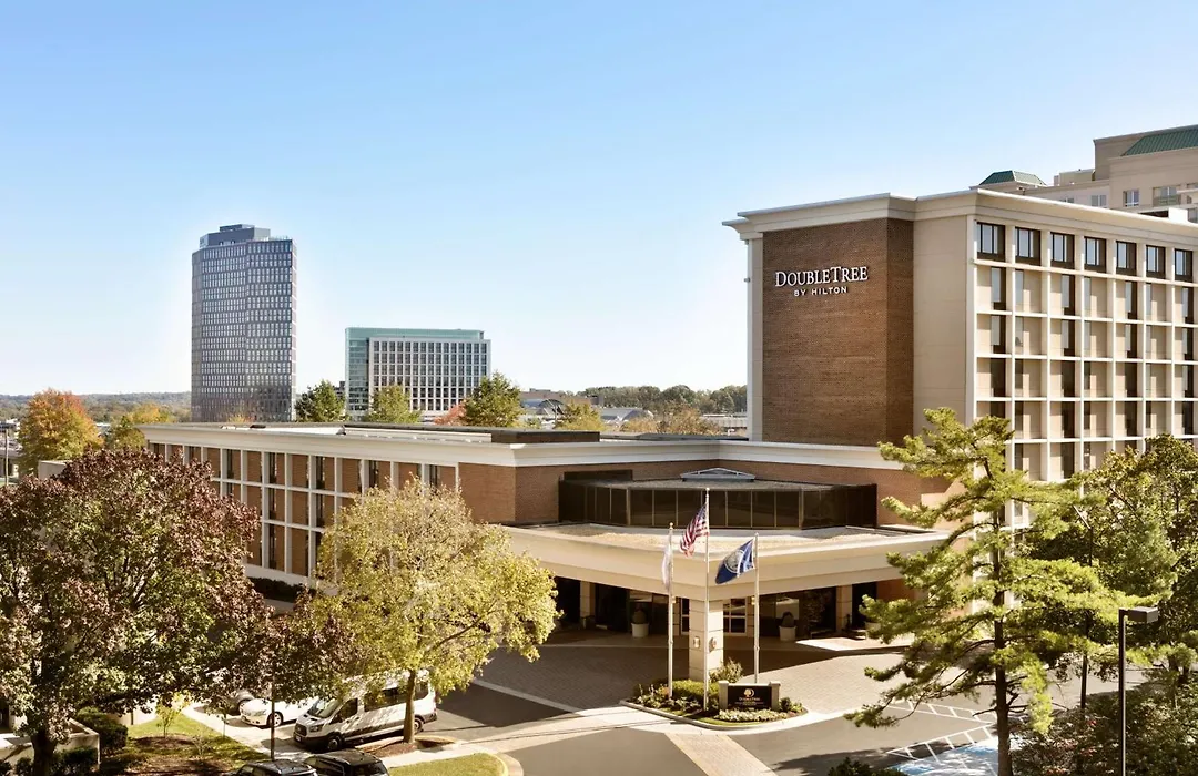 Doubletree By Hilton Mclean Tysons-1