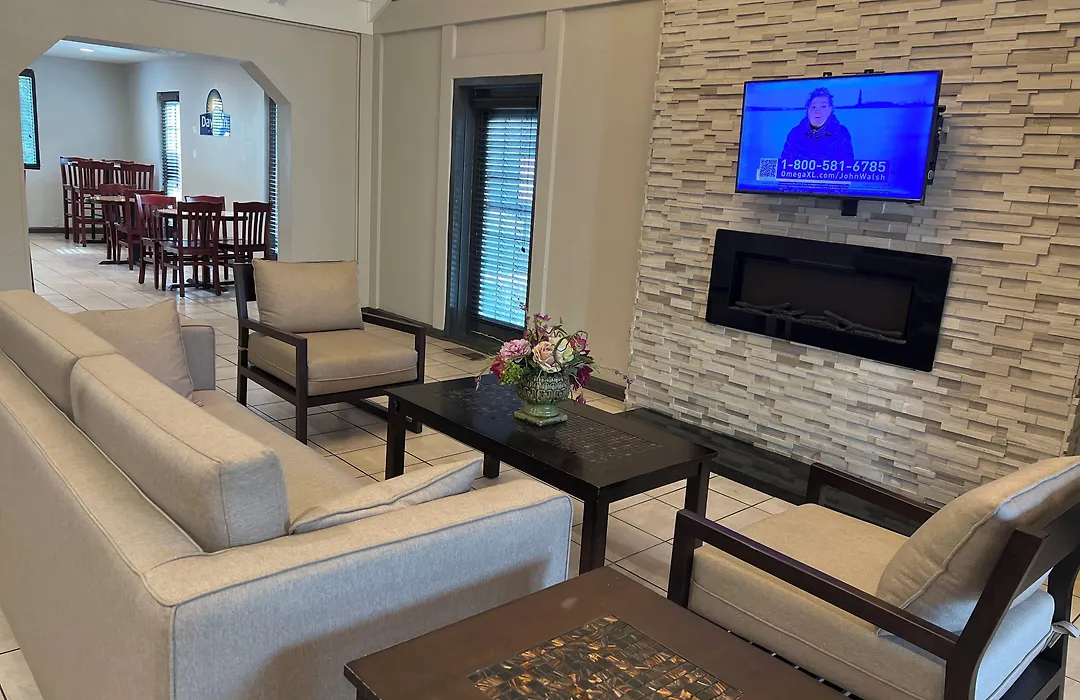 Days Inn By Wyndham College Park Airport Best Road-1