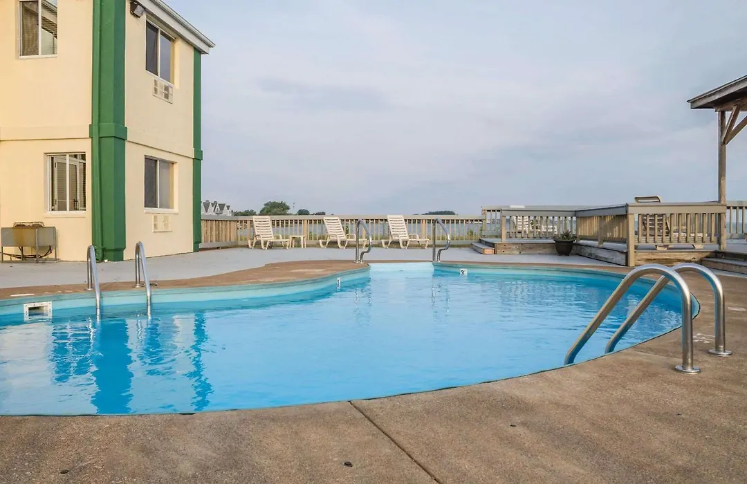 Quality Inn Port Clinton Waterfront-1