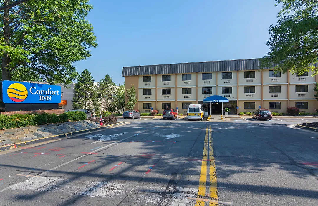 Comfort Inn Herndon-Reston-1