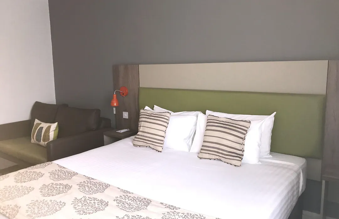 Epping Forest Hotel-1