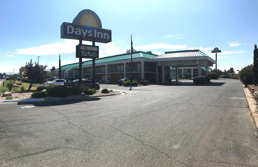 Days Inn By Wyndham Las Cruces-1