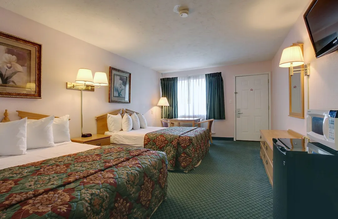 Americas Best Value Inn Uvalde-1