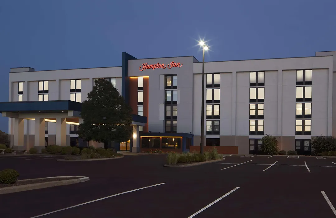 Hampton Inn Evansville-1