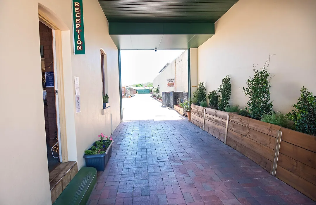 Elm Court Motel-1