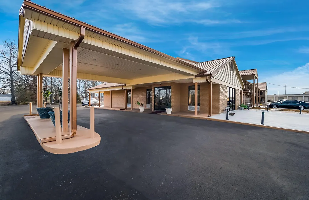 Quality Inn & Suites Corinth West-1