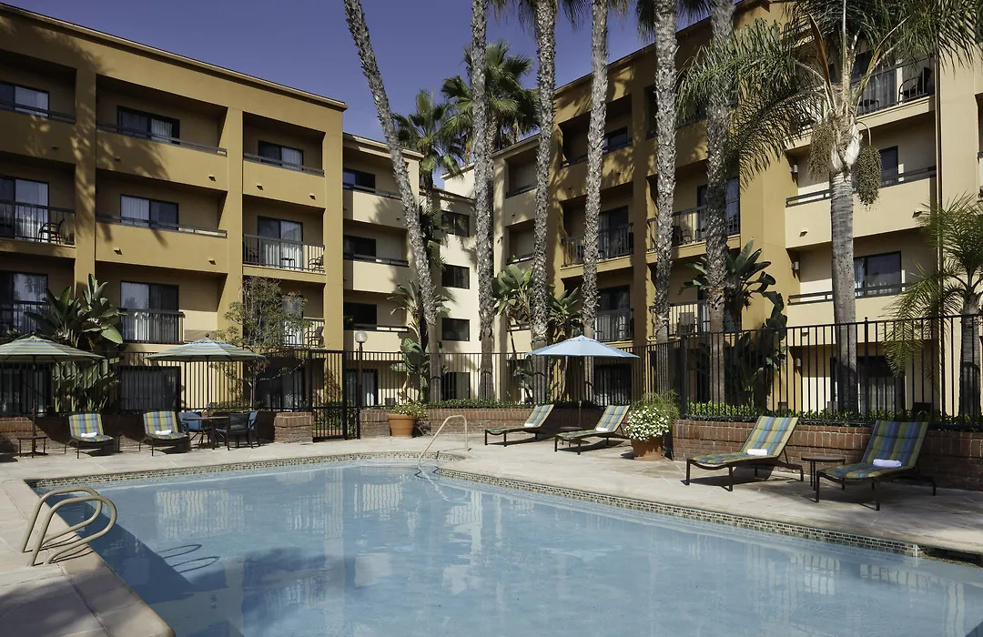 Courtyard Costa Mesa South Coast Metro-1