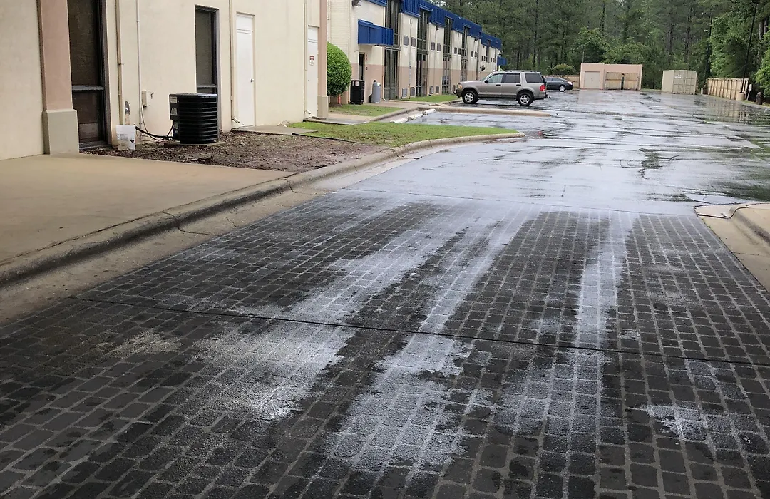 Days Inn By Wyndham Fayetteville-South/I-95 Exit 49-1