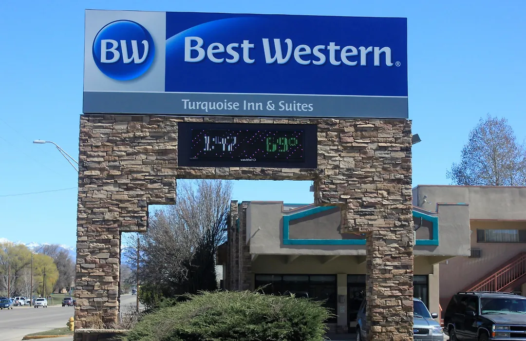 Turquoise Inn & Suites-1