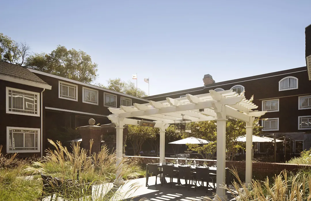 The Stanford Park Hotel-1