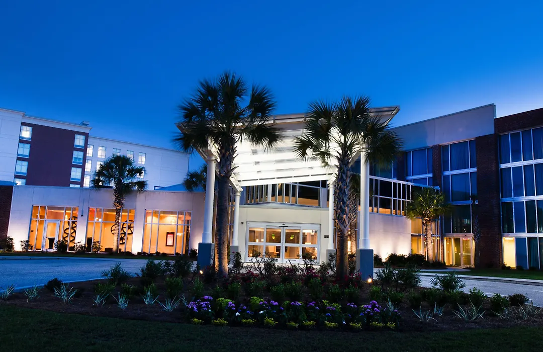 Doubletree Hotel & Suites Charleston Airport-1