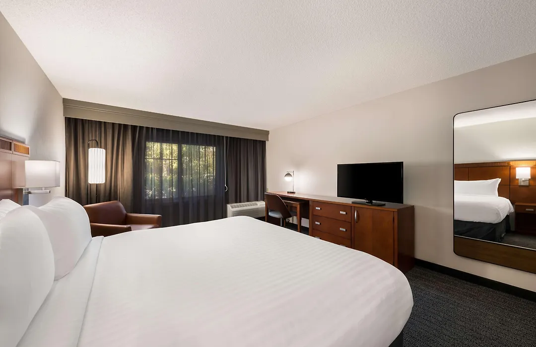 Sonesta Select San Jose Airport-1
