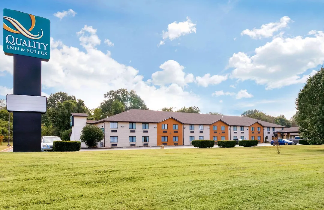 Quality Inn & Suites Metropolis I-24-1