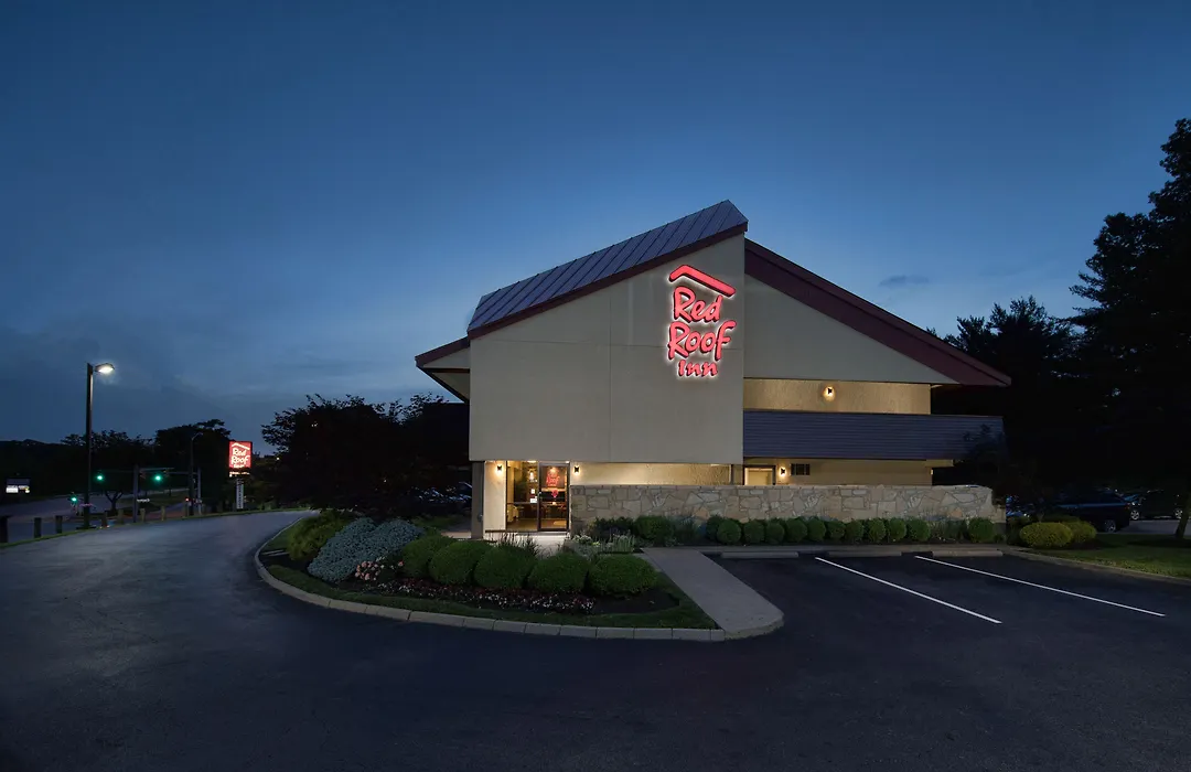 Red Roof Inn Cincinnati Northeast - Blue Ash-1
