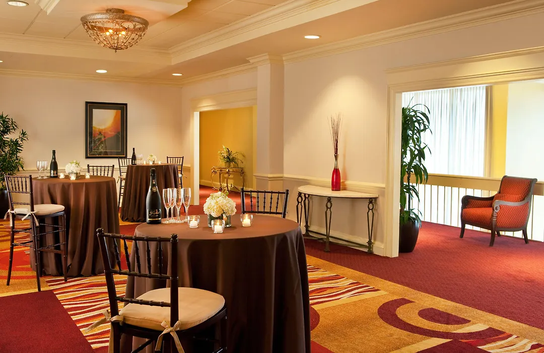 The Hotel Ml-1