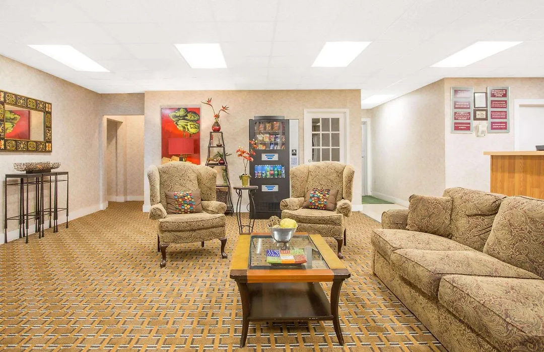 Days Inn By Wyndham Chester-1