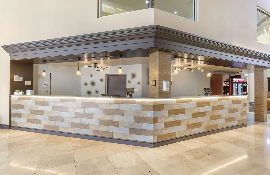 Best Western Plus El Paso Airport Hotel & Conference Center-1