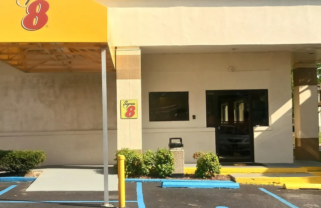 Super 8 By Wyndham Dover-1