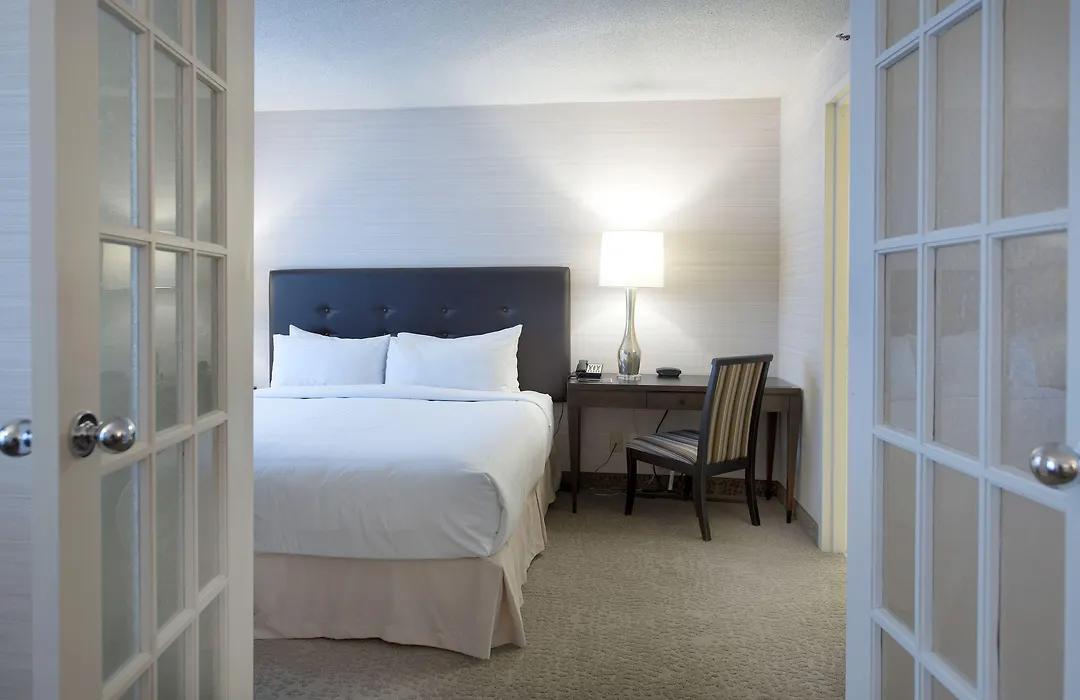 Cambridge Suites Toronto-1