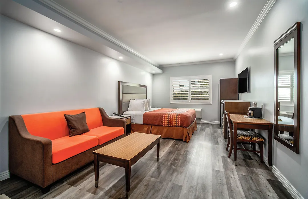 Rodeway Inn & Suites Pasadena-1