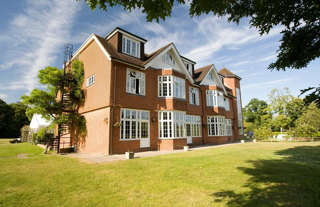 Grovefield House Hotel By Uno -Free Parking-1